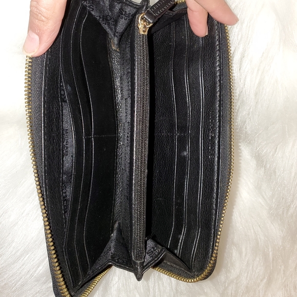 Michael Kors animal print wallet - Picture 6 of 6